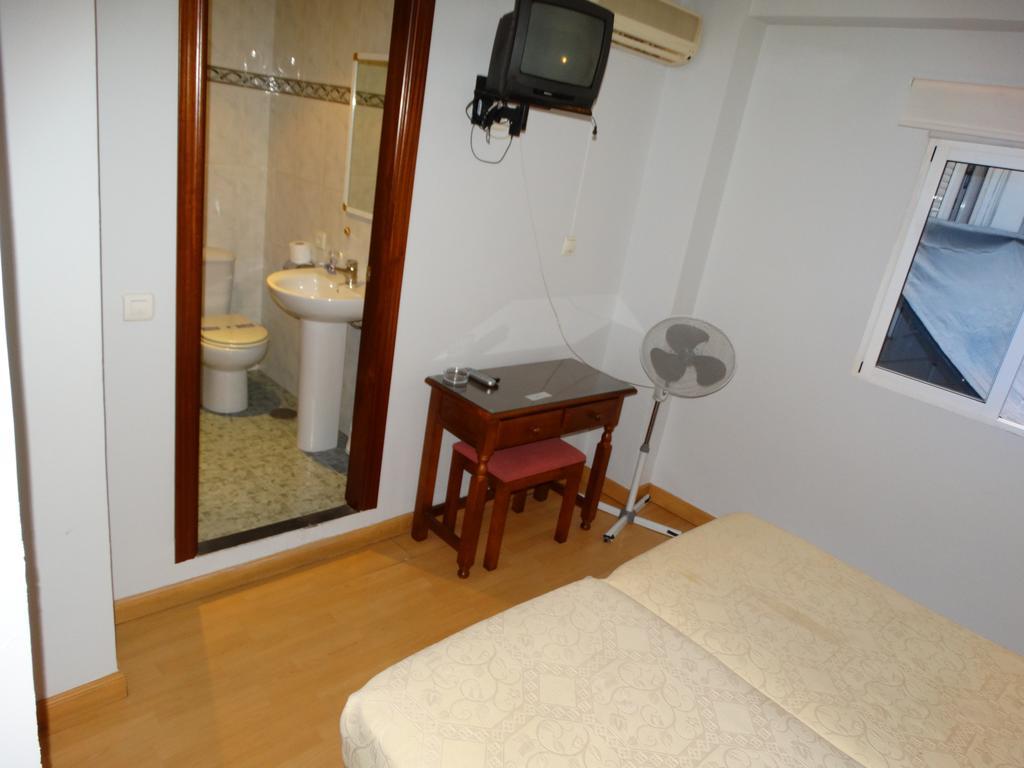 Hostal La Redonda 그라나다 외부 사진
