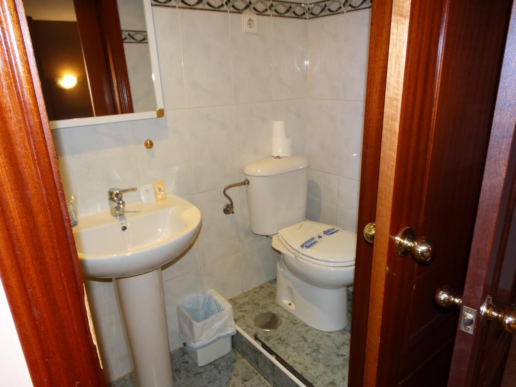 Hostal La Redonda 그라나다 외부 사진