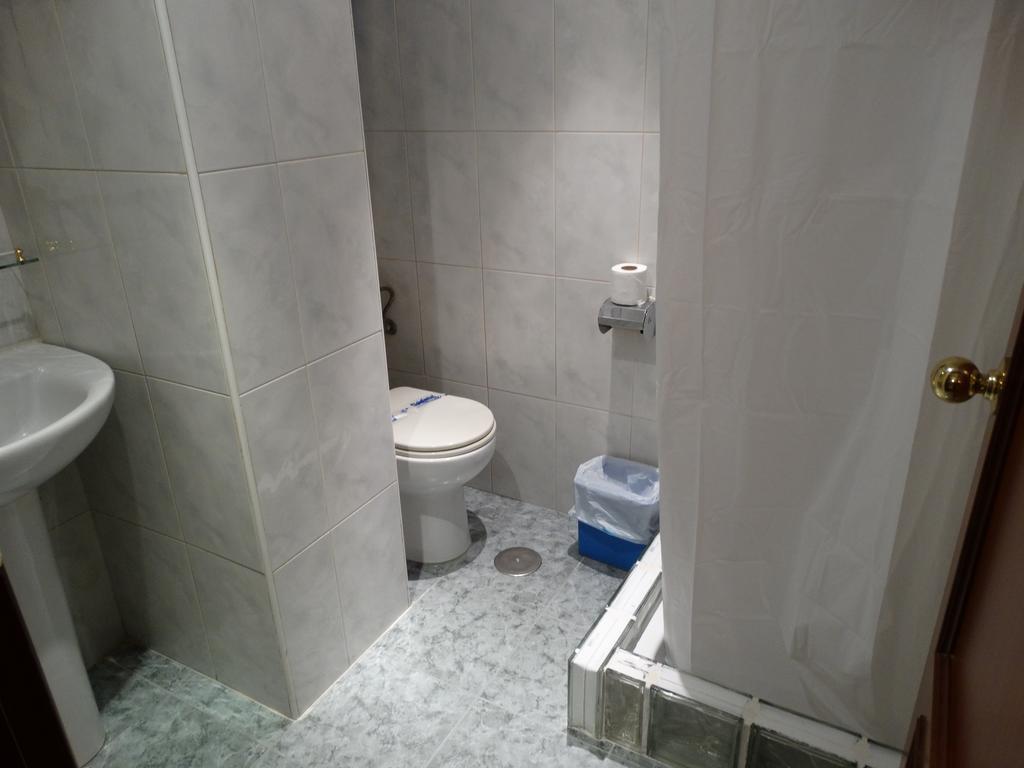 Hostal La Redonda 그라나다 외부 사진